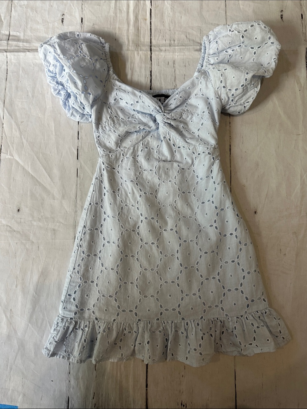 Katie J NYC Phoebe pale Blue Eyelet Puff Sleeve Dress fits like a 6 Small tween